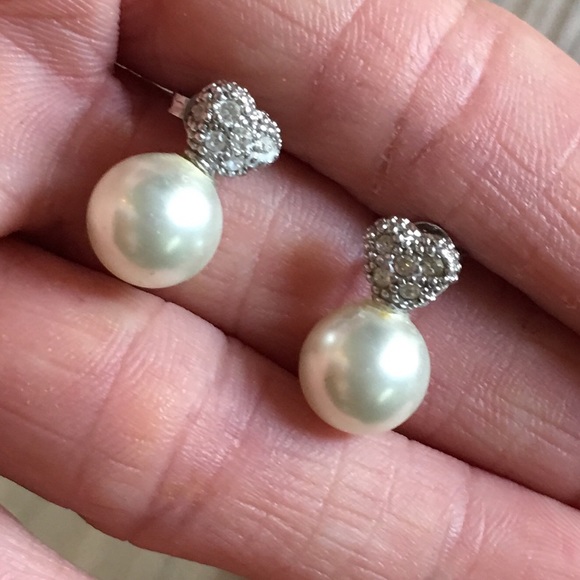 .925 Sterling Silver Pave Heart Earrings - Picture 3 of 8